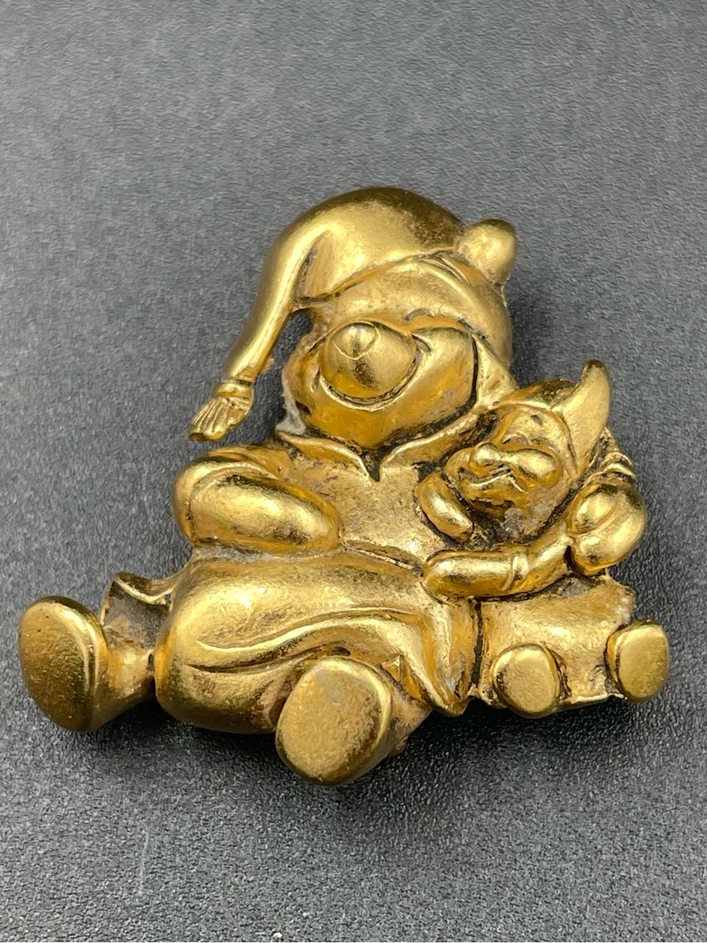 Gold Tone Disney Winnie the Pooh & Piglet Ready for Bed Brooch Pin